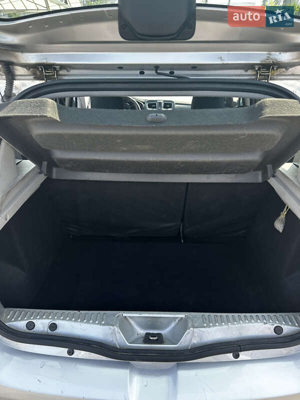 Хэтчбек Renault Sandero 2014 в Черкассах