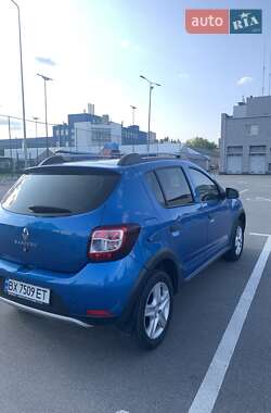 Хетчбек Renault Sandero 2016 в Києві