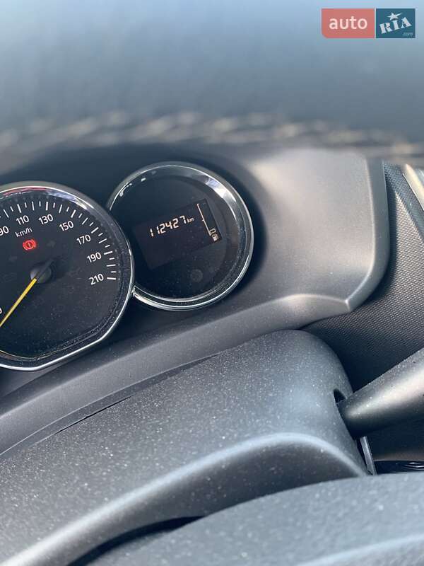 Хетчбек Renault Sandero 2016 в Києві