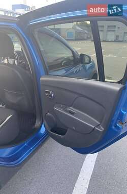 Хетчбек Renault Sandero 2016 в Києві