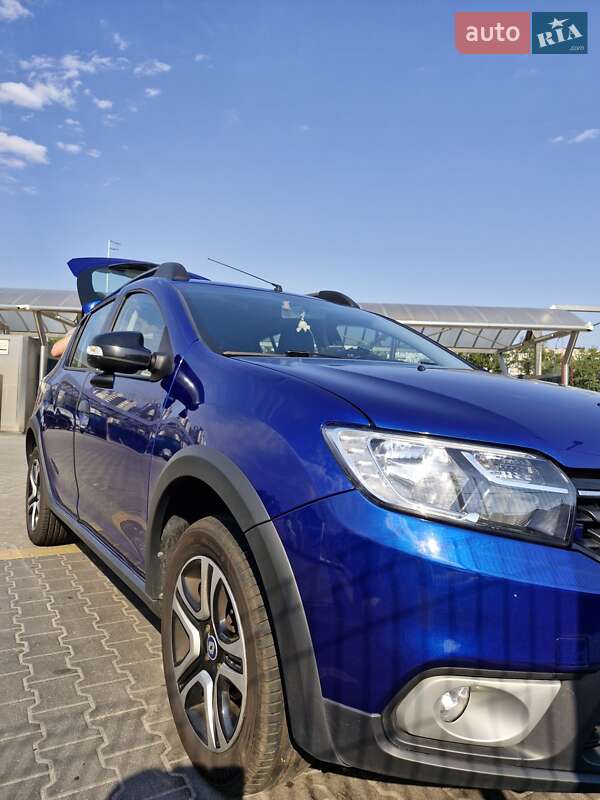 Хэтчбек Renault Sandero 2020 в Киеве