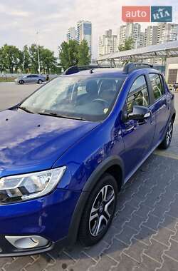 Хэтчбек Renault Sandero 2020 в 