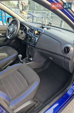 Хэтчбек Renault Sandero 2020 в 