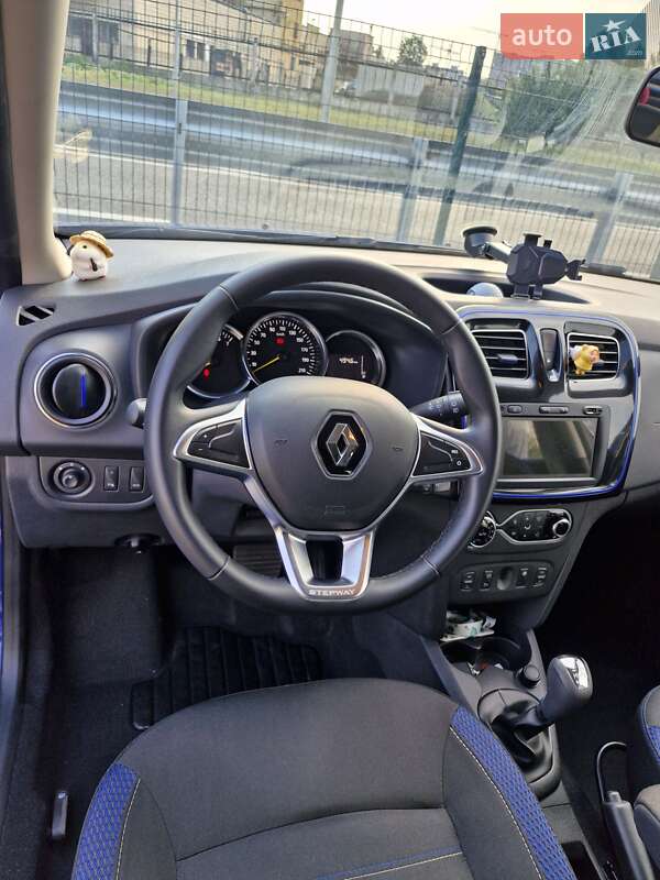Хэтчбек Renault Sandero 2020 в Киеве