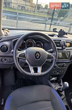 Хэтчбек Renault Sandero 2020 в 