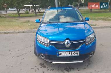 Хэтчбек Renault Sandero 2016 в Днепре
