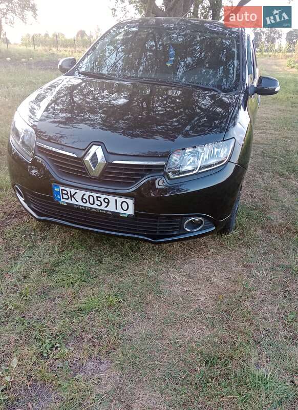 Хетчбек Renault Sandero 2013 в Тучині