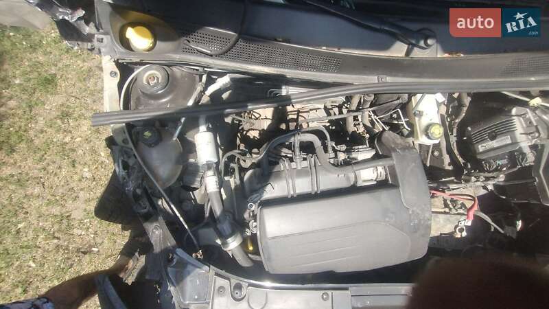 Хетчбек Renault Sandero 2013 в Тучині