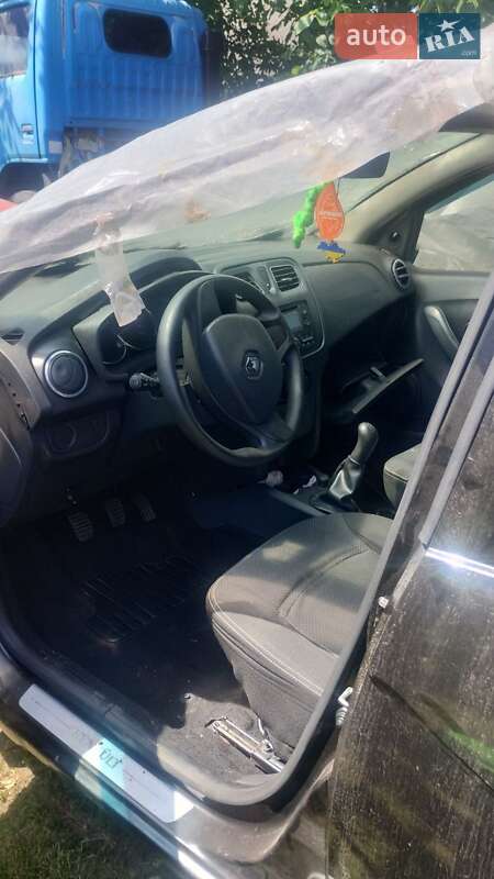 Хетчбек Renault Sandero 2013 в Тучині