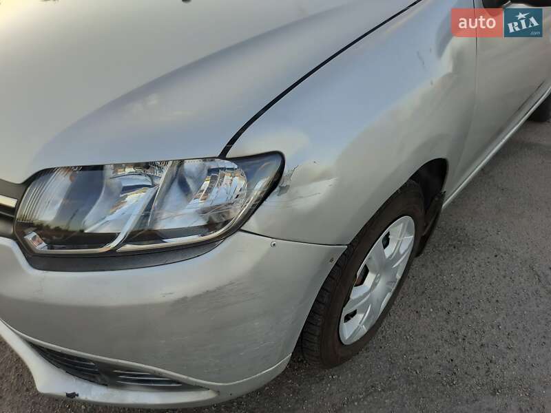 Хетчбек Renault Sandero 2013 в Дніпрі
