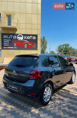 Хэтчбек Renault Sandero 2021 в 