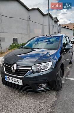 Хэтчбек Renault Sandero 2020 в 