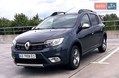Хетчбек Renault Sandero 2017 в Києві