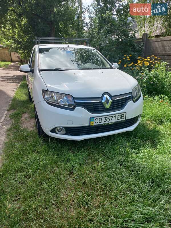 Renault Sandero 2013