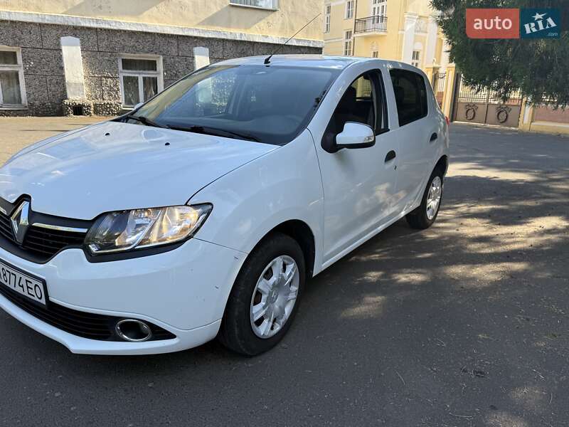 Renault Sandero 2013