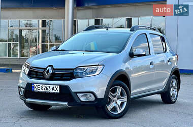 Хэтчбек Renault Sandero 2021 в Днепре