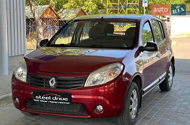 Хэтчбек Renault Sandero 2011 в Николаеве