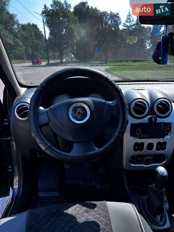 Хэтчбек Renault Sandero 2009 в Черкассах фото 12 Хэтчбек Renault Sandero 2009 в Черкассах