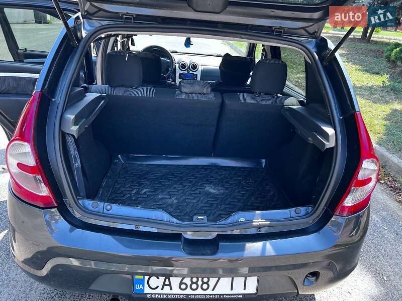 Хэтчбек Renault Sandero 2009 в Черкассах фото 18 Хэтчбек Renault Sandero 2009 в Черкассах