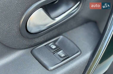Хэтчбек Renault Sandero 2020 в 