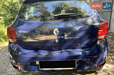 Хэтчбек Renault Sandero 2019 в 
