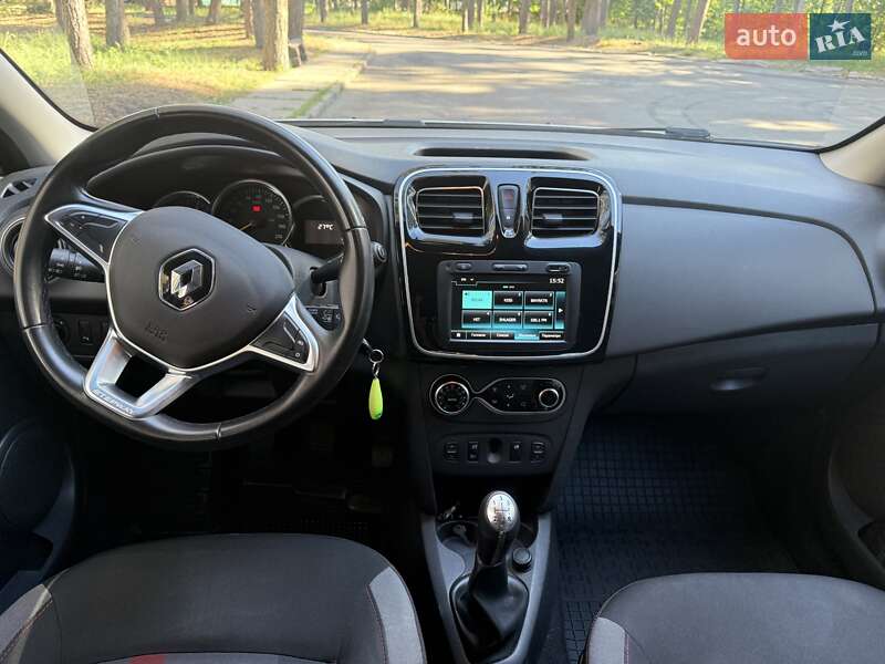 Хэтчбек Renault Sandero 2019 в Черкассах фото 2 Хэтчбек Renault Sandero 2019 в Черкассах