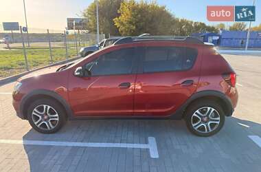 Хетчбек Renault Sandero 2019 в  фото 8 Хетчбек Renault Sandero 2019 в