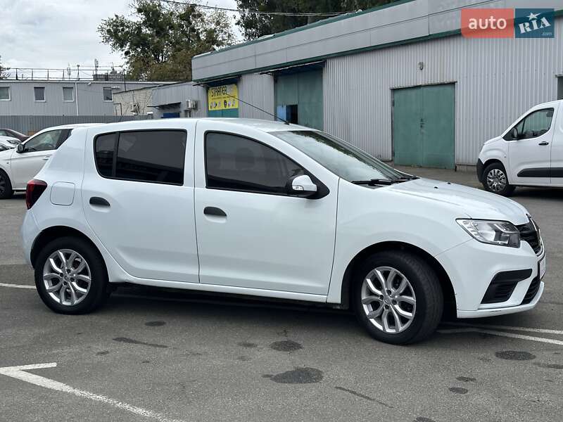 Хэтчбек Renault Sandero 2019 в Киеве
