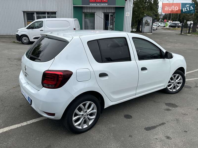 Хэтчбек Renault Sandero 2019 в Киеве
