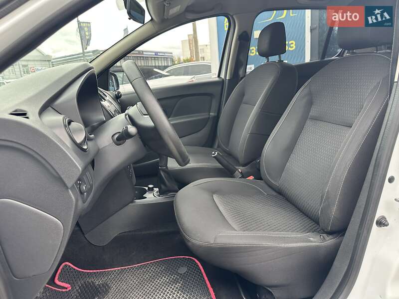 Хэтчбек Renault Sandero 2019 в Киеве