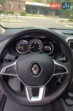 Хэтчбек Renault Sandero 2020 в 
