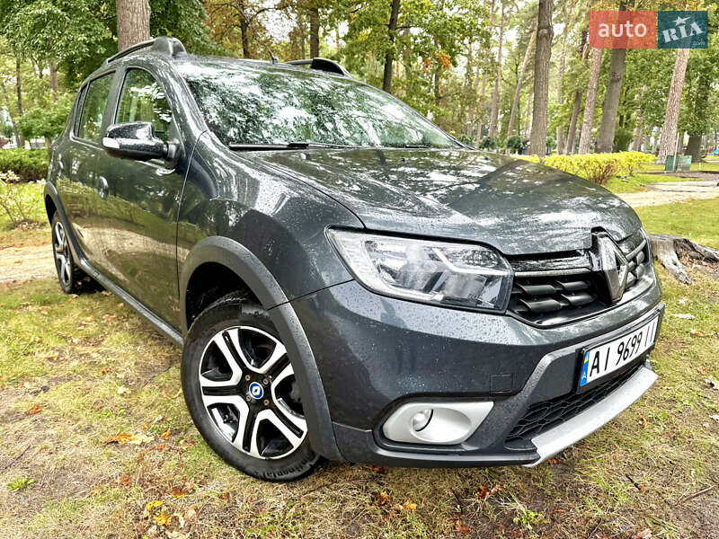 Хэтчбек Renault Sandero 2020 в Ирпене