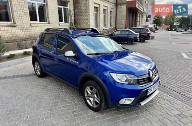 Хэтчбек Renault Sandero 2021 в Кропивницком