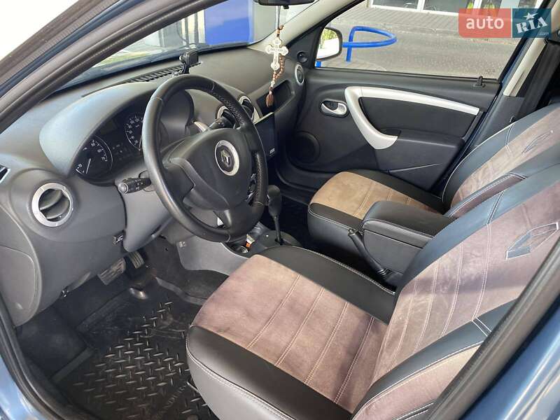 Хетчбек Renault Sandero 2011 в Миколаєві