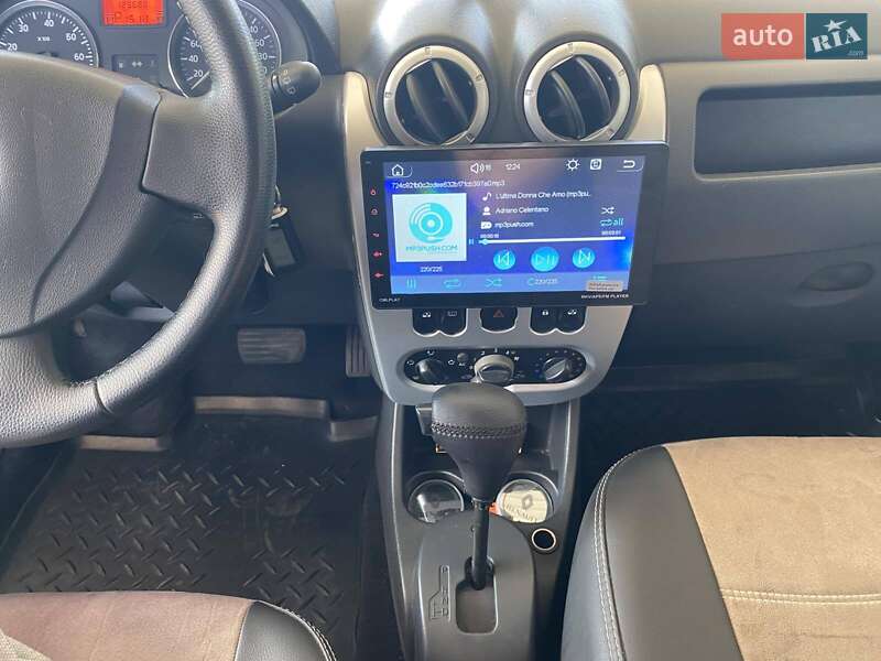 Хетчбек Renault Sandero 2011 в Миколаєві