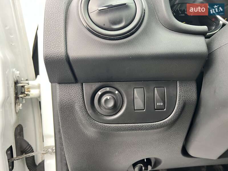 Хэтчбек Renault Sandero 2019 в Киеве