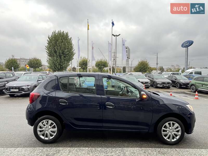 Хэтчбек Renault Sandero 2019 в Киеве фото 5 Хэтчбек Renault Sandero 2019 в Киеве