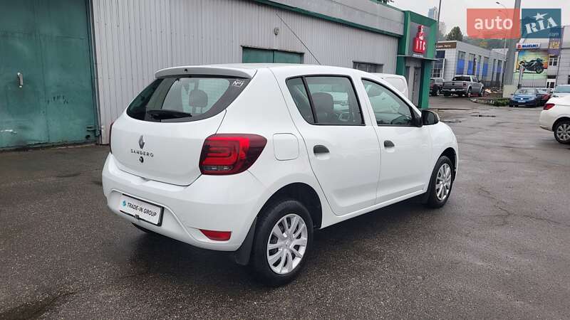 Хэтчбек Renault Sandero 2020 в Киеве