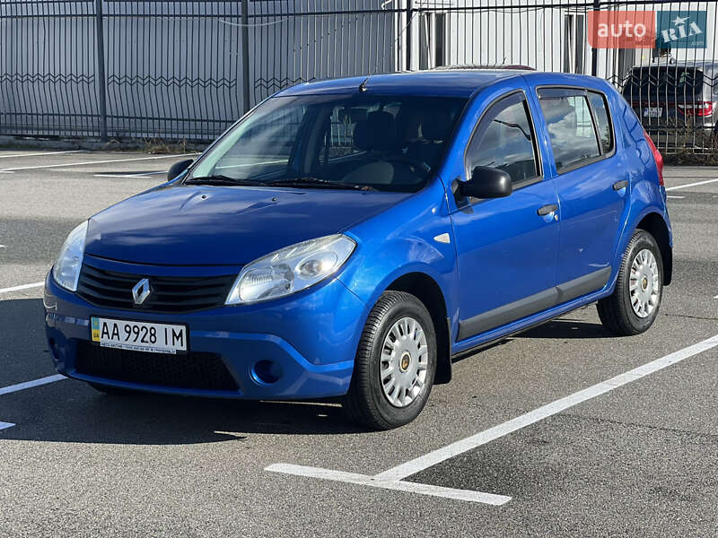 Хетчбек Renault Sandero 2009 в Києві