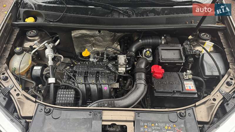 Хетчбек Renault Sandero 2020 в Житомирі фото 16 Хетчбек Renault Sandero 2020 в Житомирі