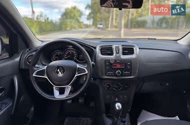 Хэтчбек Renault Sandero 2021 в 