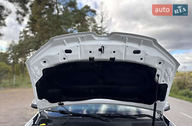 Хэтчбек Renault Sandero 2021 в 