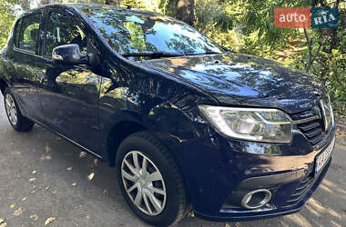 Хэтчбек Renault Sandero 2019 в Киеве