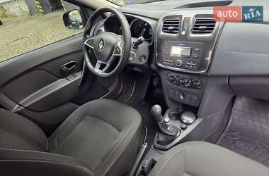 Хэтчбек Renault Sandero 2019 в 