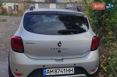 Хэтчбек Renault Sandero 2018 в 