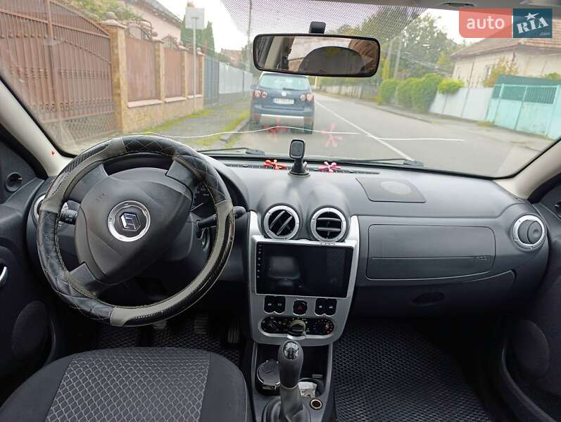 Хэтчбек Renault Sandero 2012 в Мукачево фото 6 Хэтчбек Renault Sandero 2012 в Мукачево