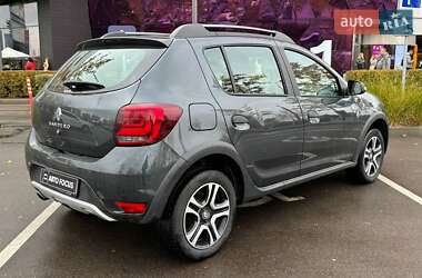 Хэтчбек Renault Sandero 2020 в 