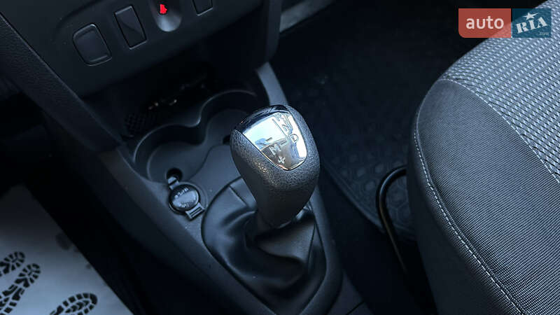 Хэтчбек Renault Sandero 2020 в Львове фото 21 Хэтчбек Renault Sandero 2020 в Львове