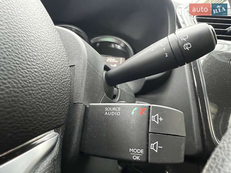 Хэтчбек Renault Sandero 2019 в Киеве фото 25 Хэтчбек Renault Sandero 2019 в Киеве