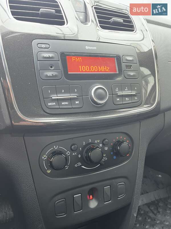 Хэтчбек Renault Sandero 2019 в Киеве фото 20 Хэтчбек Renault Sandero 2019 в Киеве